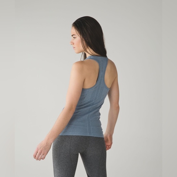 Lululemon Swiftly Tech Racerback Tank Top Heathered Blue Denim Size 4 - Picture 3 of 9